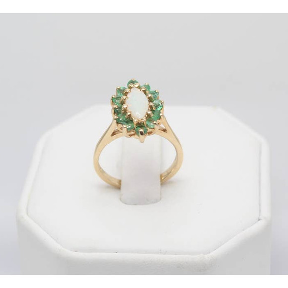 10K Yellow Gold Women's Ring With Emeralds and Opal stoneSize 6.5